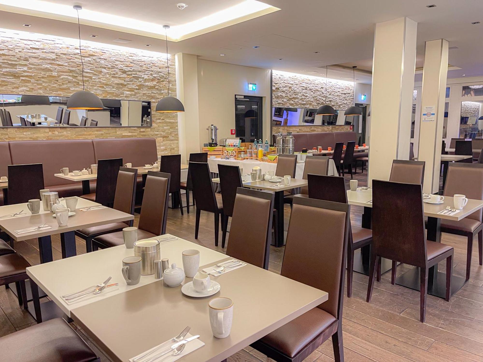 Hotel Willow Restaurant